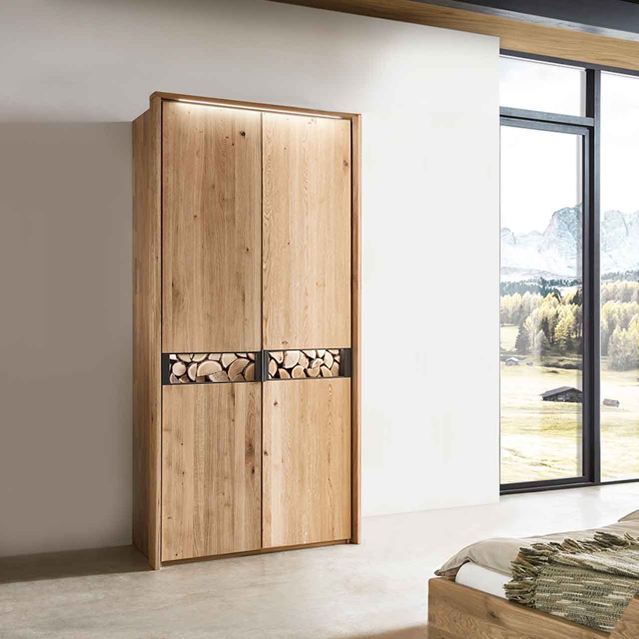 Wöstmann WSM 3100 Drehtürenschrank mit Kaminholz-Akzent