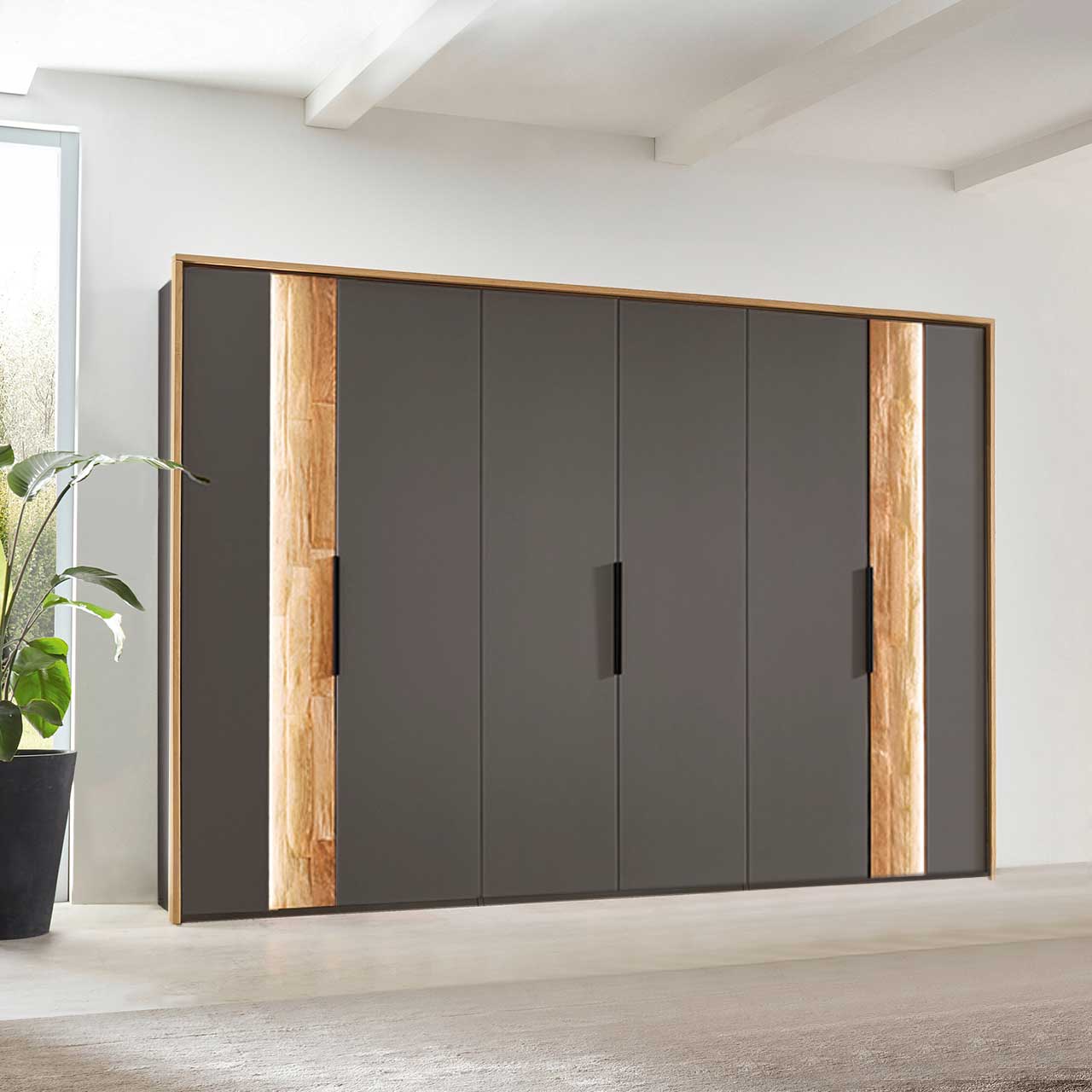 Wöstmann WSL 8800 - Kleiderschrank mit Spaltholztür schräg